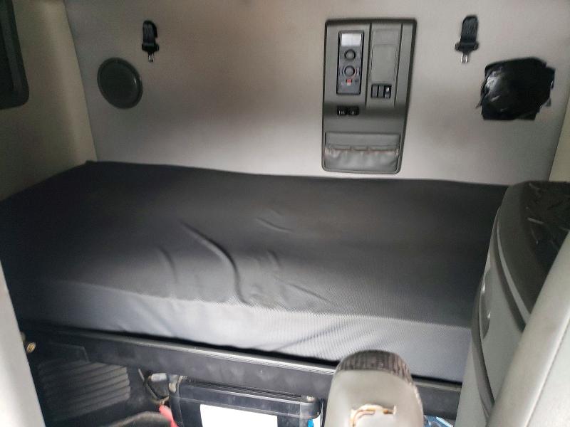 Продаж на аукціоні авто 2019 Volv Vn, vin: 4V4NC9EH8KN193833, номер лоту: 42002656