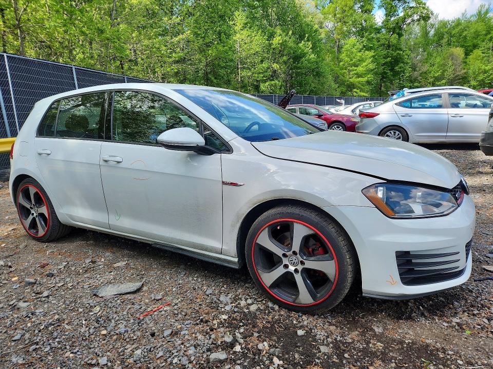 Продажа на аукционе авто 2017 Volkswagen Gti, vin: 3VW5T7AUXHM069419, номер лота: 50230366