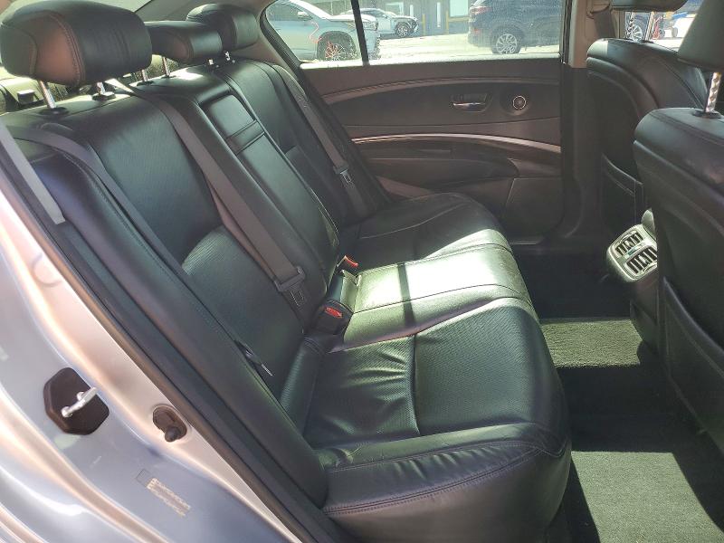 52001776 :رقم المزاد ، JH4KC1F51HC000185 vin ، 2017 Acura Rlx مزاد بيع