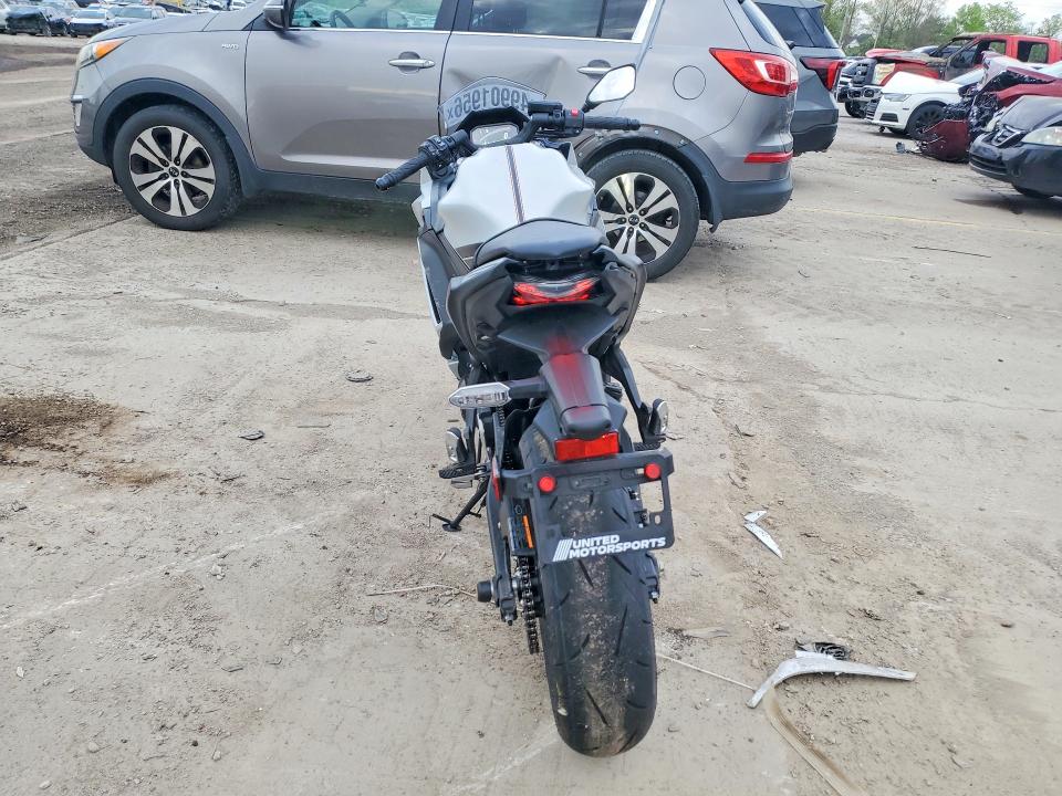 Продажа на аукционе авто 2026 Kawasaki Ex650, vin: ML5EXEP16TDAH0055, номер лота: 49901956