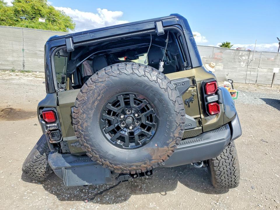 Продажа на аукционе авто 2025 Ford Bronco, vin: 1FMEE0RR9SLA77553, номер лота: 51484576