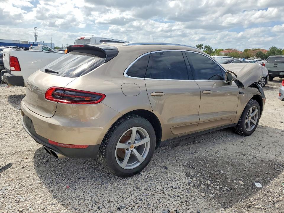 50792336 :رقم المزاد ، WP1AB2A54JLB35548 vin ، 2018 Porsche Macan مزاد بيع
