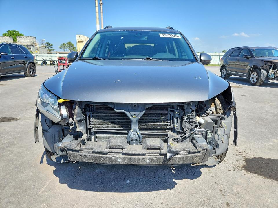 Продажа на аукционе авто 2016 Volkswagen Tiguan, vin: WVGAV7AX7GW590825, номер лота: 50812826