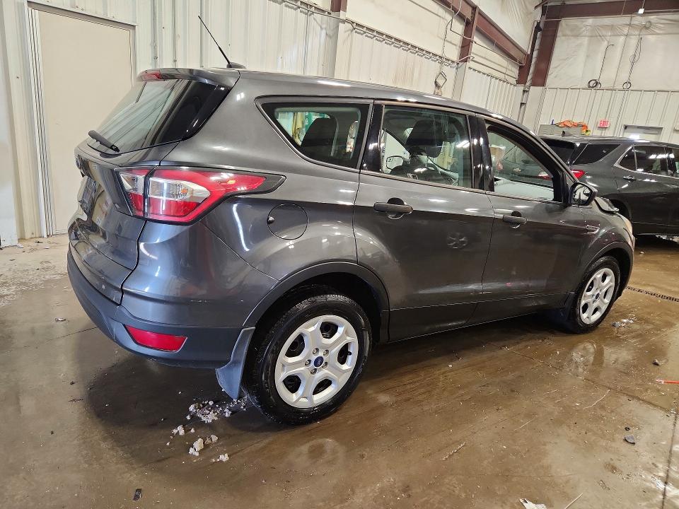 48851376 :رقم المزاد ، 1FMCU0F72HUA99801 vin ، 2017 Ford Escape مزاد بيع