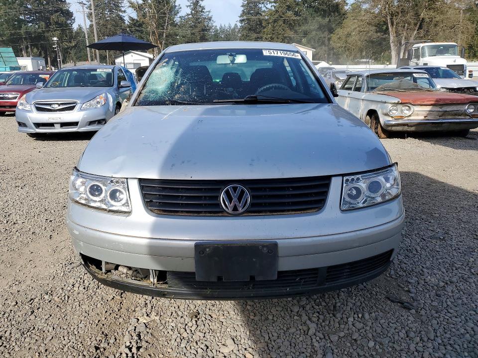 51719656 :رقم المزاد ، WVWMA63B9XE498226 vin ، 1999 Volkswagen Passat مزاد بيع