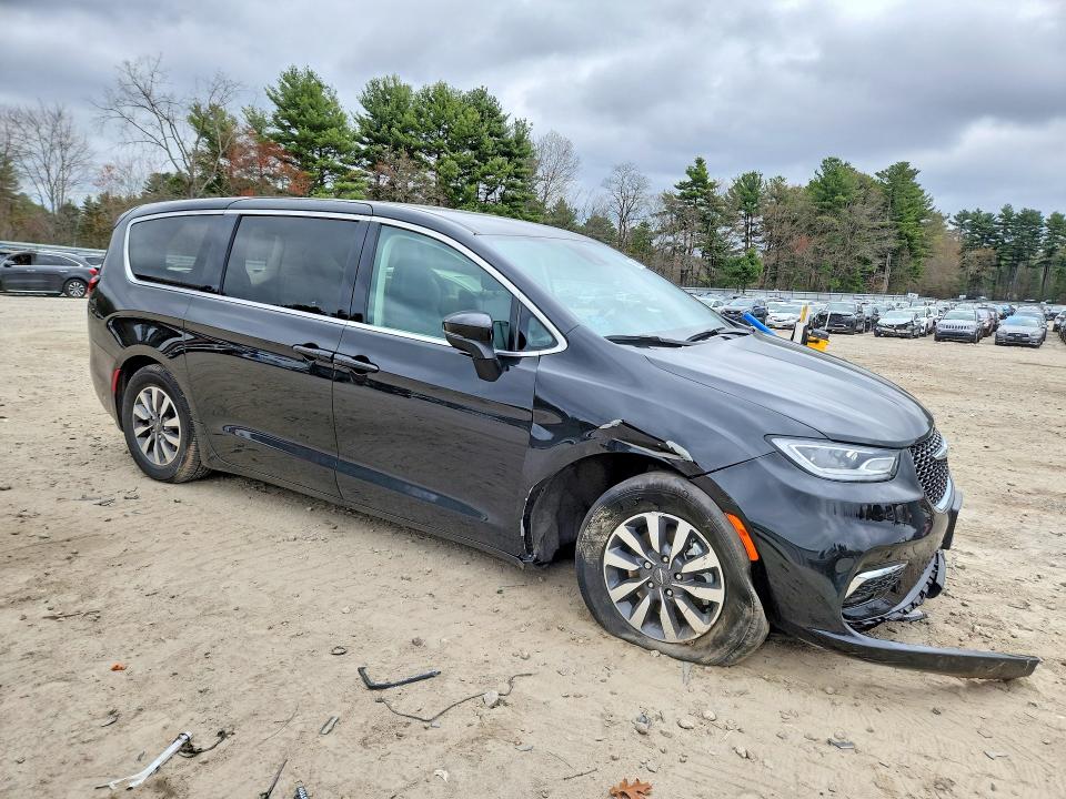 Продажа на аукционе авто 2023 Chrysler Pacifica, vin: 2C4RC1L70PR632767, номер лота: 50993876