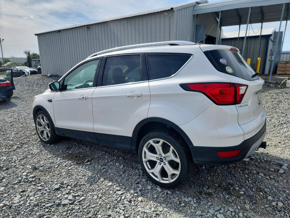 Продаж на аукціоні авто 2019 Ford Escape, vin: 1FMCU0J9XKUA02084, номер лоту: 48992726