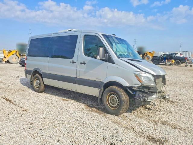 51165826 :رقم المزاد ، WDZPE7CC1F5945078 vin ، 2015 Mercedes Benz Sprinter مزاد بيع