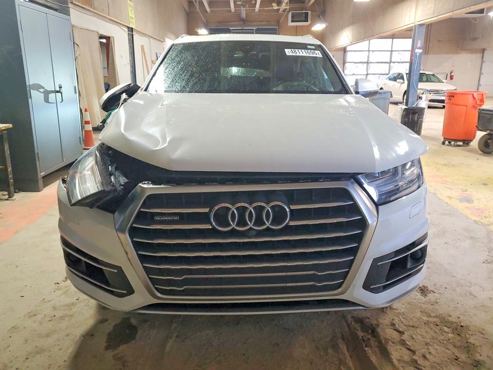 Продажа на аукционе авто 2017 Audi Q7, vin: WA1VAAF77HD016532, номер лота: 48111696