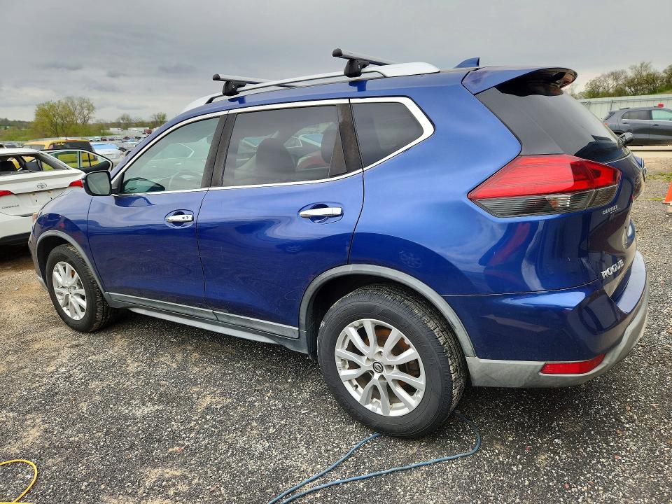 Продажа на аукционе авто 2017 Nissan Rogue, vin: KNMAT2MV2HP570744, номер лота: 51592486