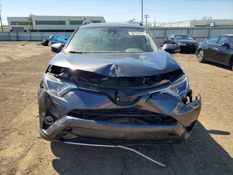 Продажа на аукционе авто 2018 Toyota Rav4, vin: JTMRFREV4JJ251923, номер лота: 50753976