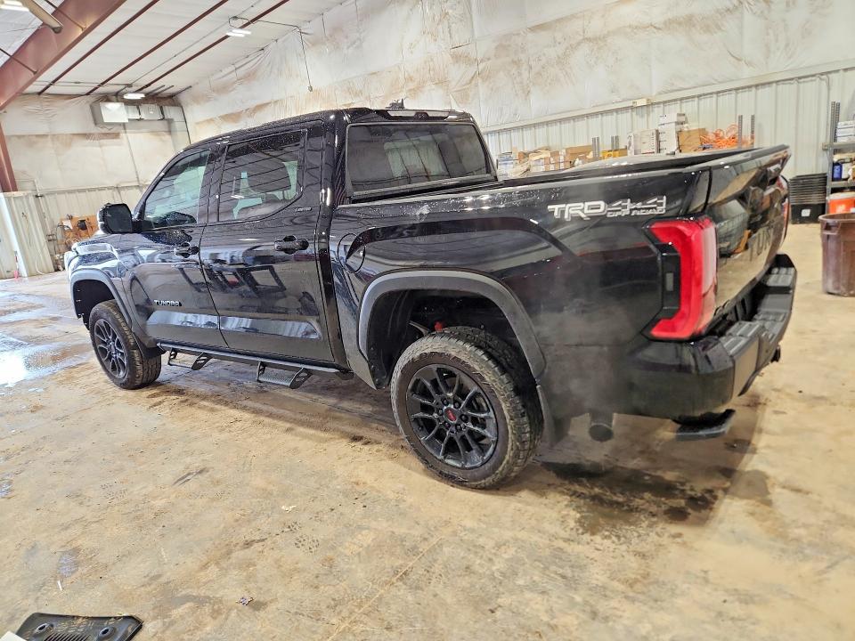 49623876 :رقم المزاد ، 5TFWA5DB0SX323815 vin ، 2025 Toyota Tundra مزاد بيع