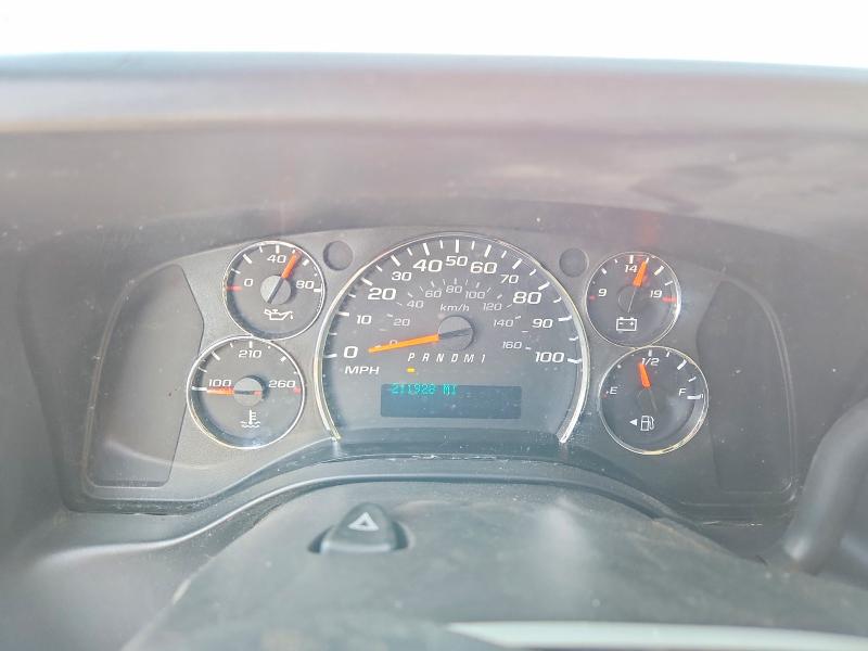 46781586 :رقم المزاد ، 1GCWGAFF8H1346312 vin ، 2017 Chev Express G2500 مزاد بيع