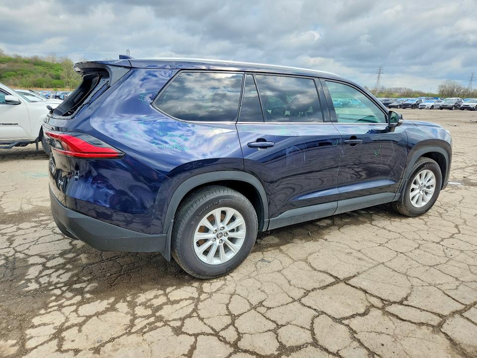 Продажа на аукционе авто 2024 Toyota Grand Highlander, vin: 5TDAAAB54RS066836, номер лота: 49663936