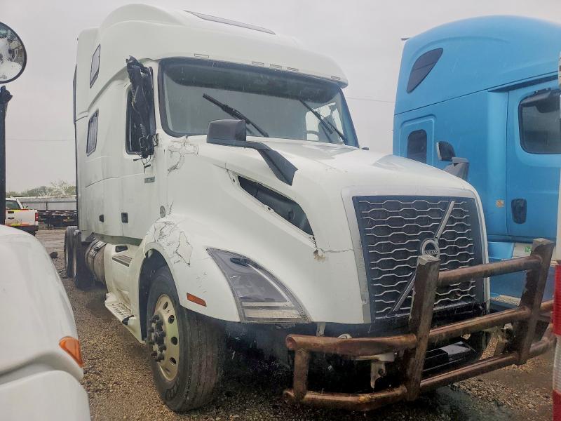 Продаж на аукціоні авто 2023 Volvo Vn, vin: 4V4NC9EH7PN337721, номер лоту: 49558076