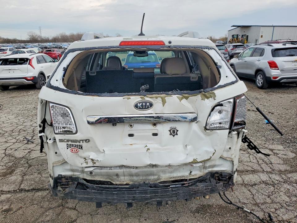 48937596 :رقم المزاد ، 5XYKT4A12BG052693 vin ، 2011 Kia Sorento مزاد بيع