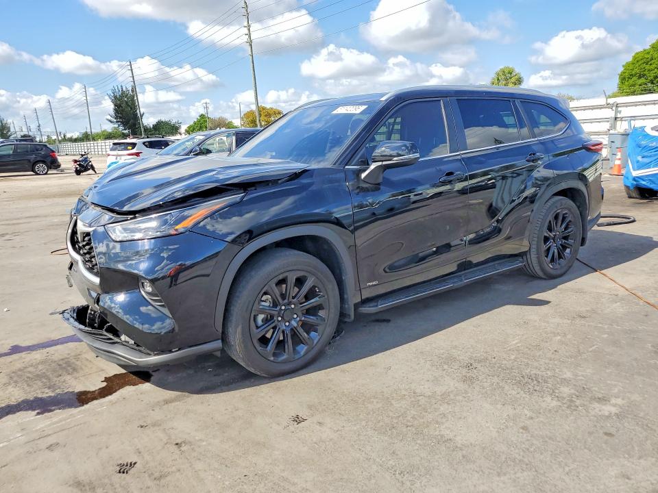 51140096 :رقم المزاد ، 5TDKBRCH1SS666311 vin ، 2025 Toyota Highlander Hybrid مزاد بيع