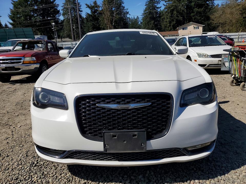 48829636 :رقم المزاد ، 2C3CCAGG1KH542627 vin ، 2019 Chrysler 300 مزاد بيع