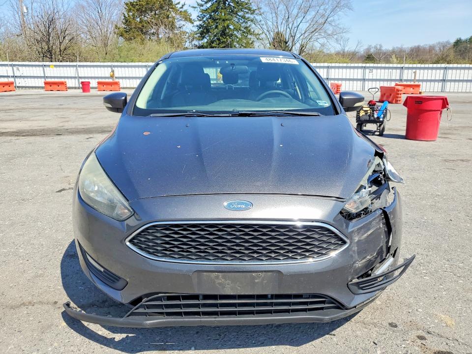48417346 :رقم المزاد ، 1FADP3K25FL273686 vin ، 2015 Ford Focus مزاد بيع