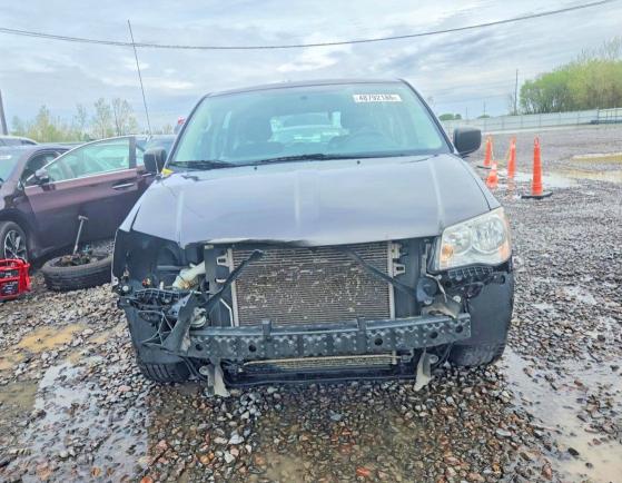 48792186 :رقم المزاد ، 2C4RDGBG7FR570378 vin ، 2015 Dodge Grand Caravan مزاد بيع