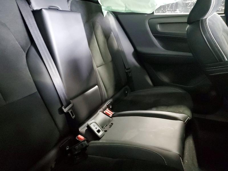 Продаж на аукціоні авто 2022 Volvo Xc40, vin: YV4162UM8N2724796, номер лоту: 48957046