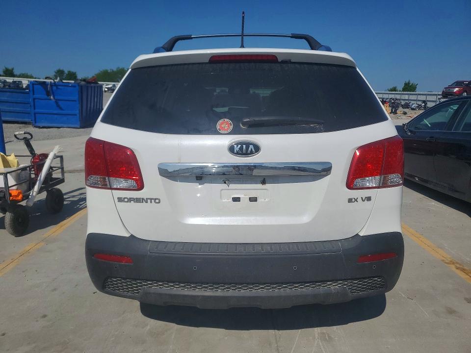 Продажа на аукционе авто 2011 Kia Sorento, vin: 5XYKUDA2XBG171470, номер лота: 51011626