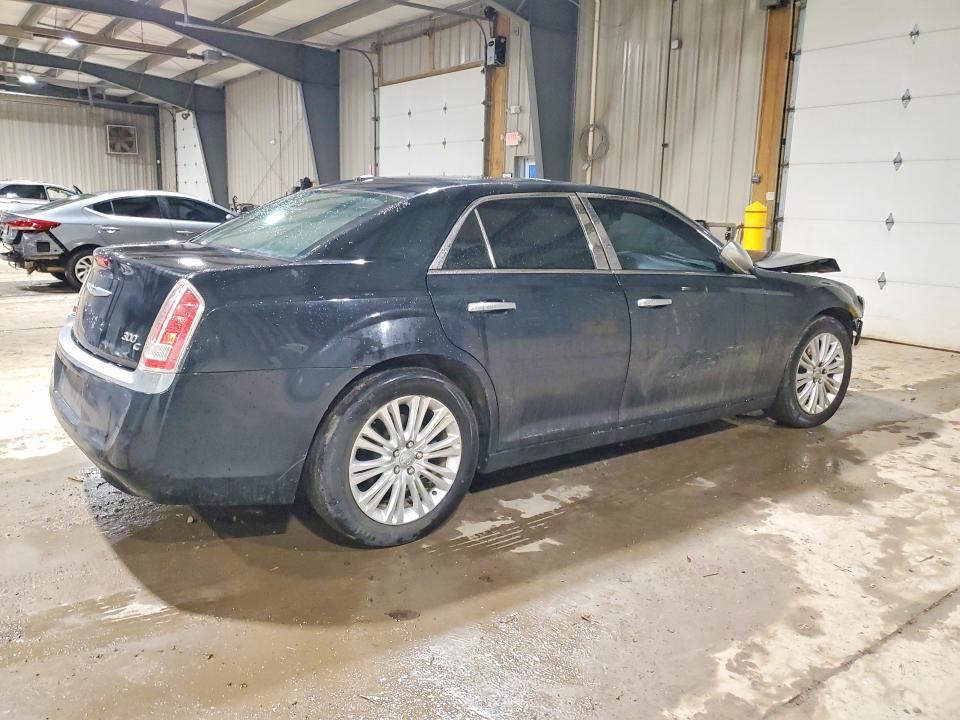 48234836 :رقم المزاد ، 2C3CCAJT1DH647547 vin ، 2013 Chrysler 300c مزاد بيع
