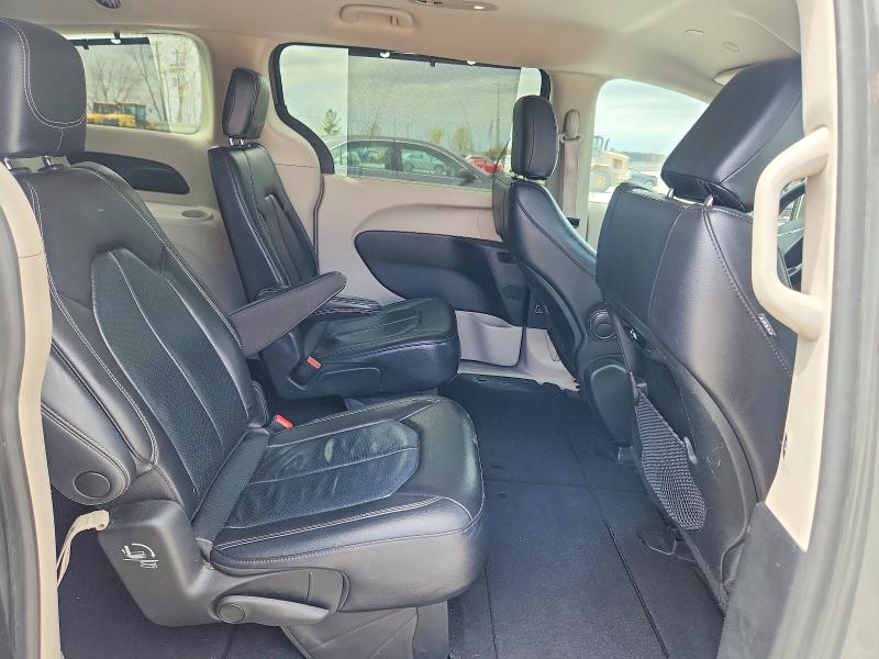 49756286 :رقم المزاد ، 2C4RC1BG2NR190427 vin ، 2022 Chrysler Pacifica مزاد بيع