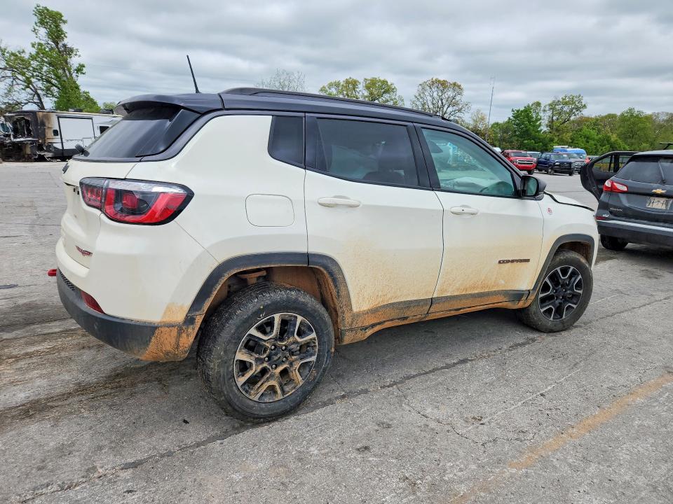 2019 Jeep Compass მანქანა იყიდება აუქციონზე, vin: 3C4NJDDB9KT597774, აუქციონის ნომერი: 50750696