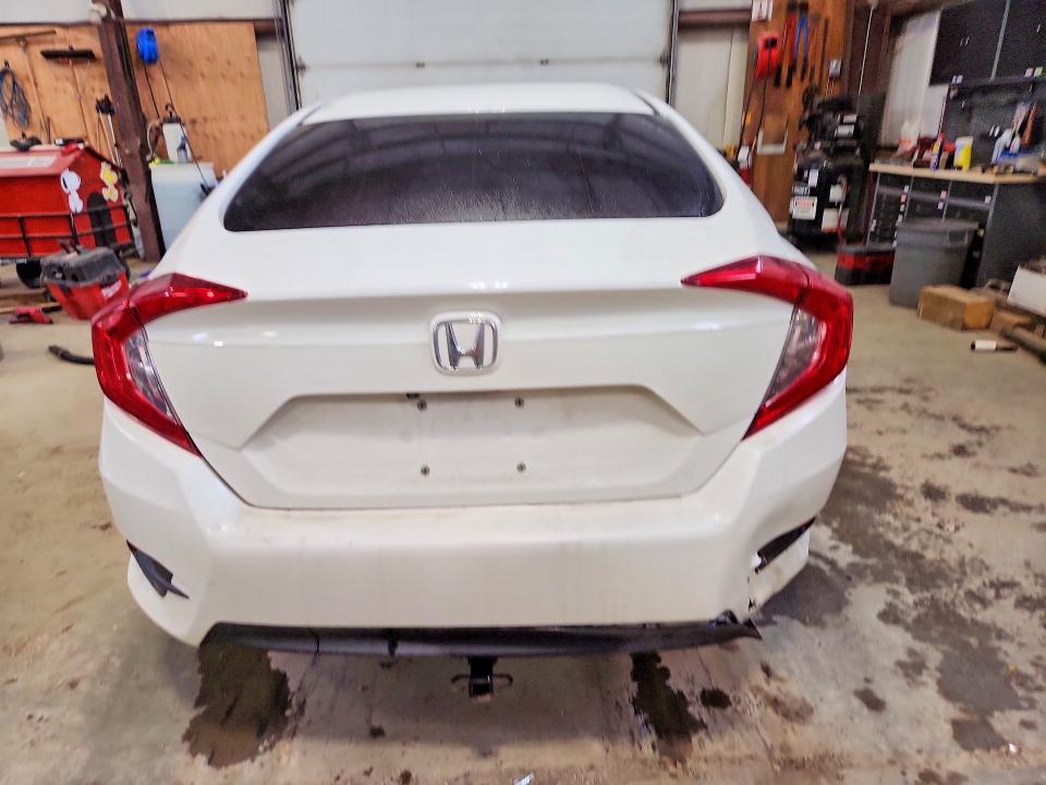 Продажа на аукционе авто 2016 Honda Civic, vin: 2HGFC2F71GH005751, номер лота: 50992196