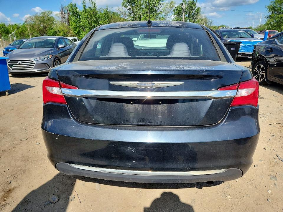 Продажа на аукционе авто 2014 Chrysler 200, vin: 1C3CCBABXEN208756, номер лота: 50082286