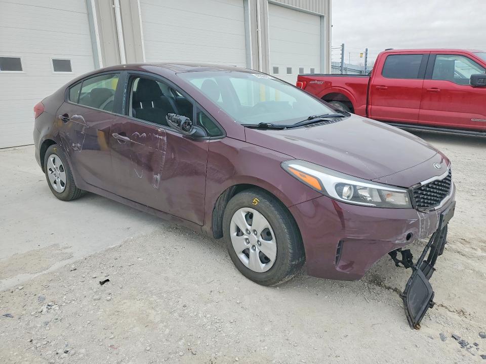 2018 Kia Forte მანქანა იყიდება აუქციონზე, vin: 3KPFK4A79JE269906, აუქციონის ნომერი: 48304476