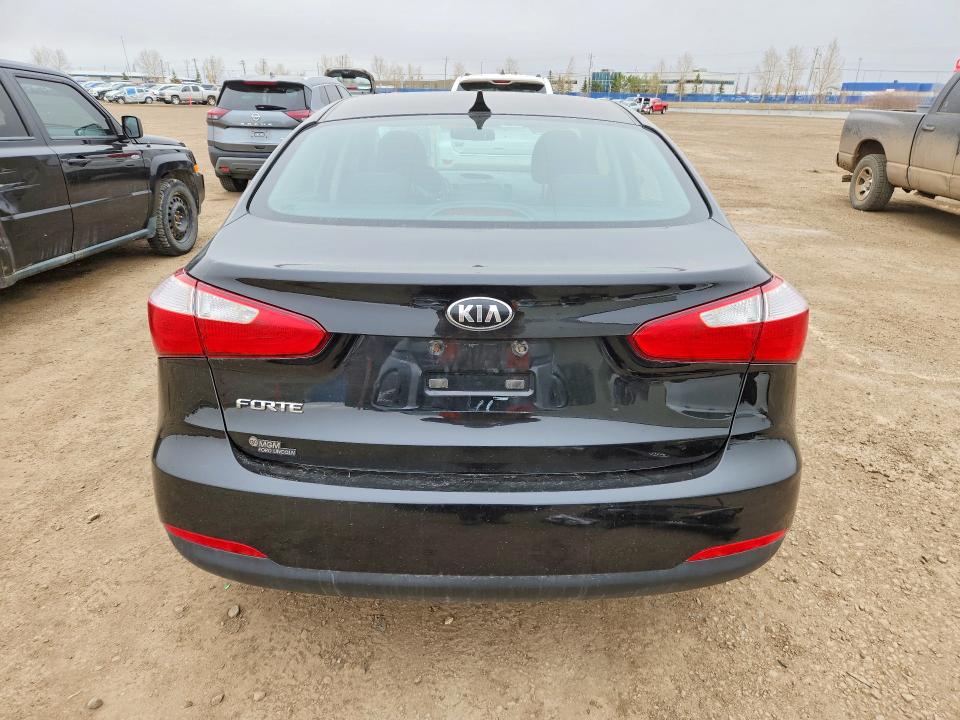 50985526 :رقم المزاد ، KNAFX4A63G5608699 vin ، 2016 Kia Forte مزاد بيع