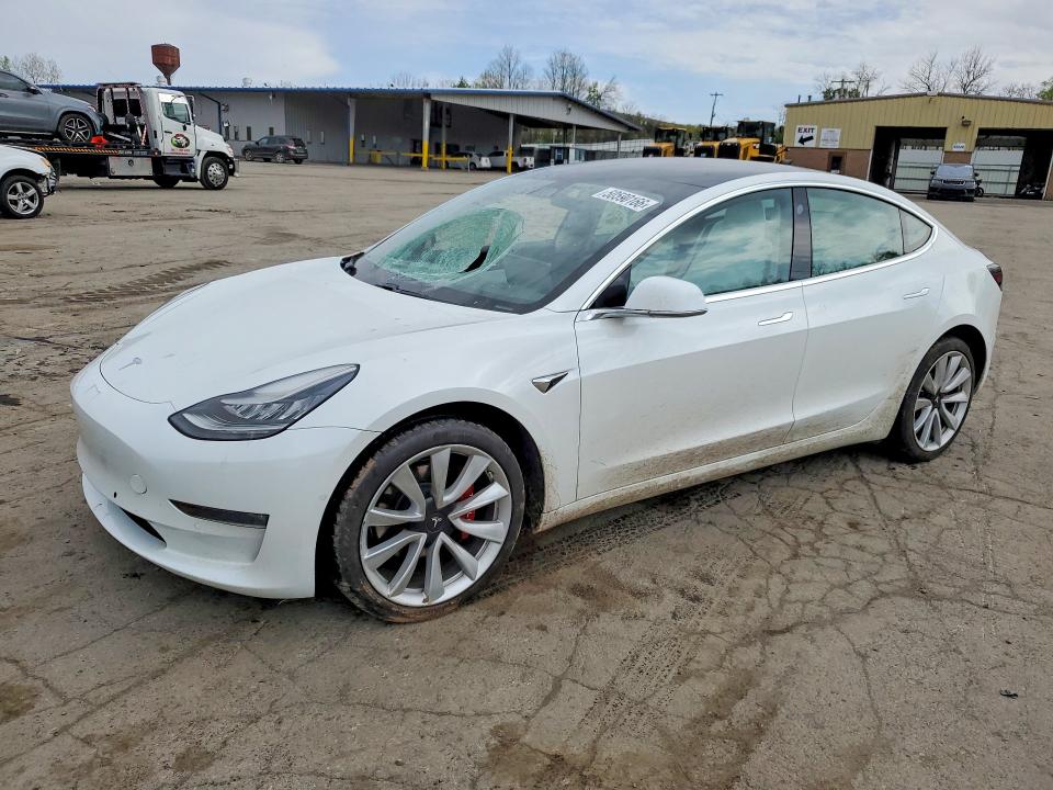 50590166 :رقم المزاد ، 5YJ3E1EB0KF494945 vin ، 2019 Tesla Model 3 مزاد بيع