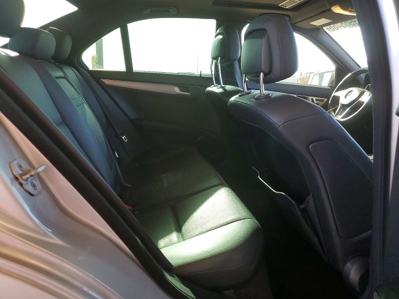 Продаж на аукціоні авто 2013 Mercedes-benz C, vin: WDDGF8AB7DG121025, номер лоту: 49955466