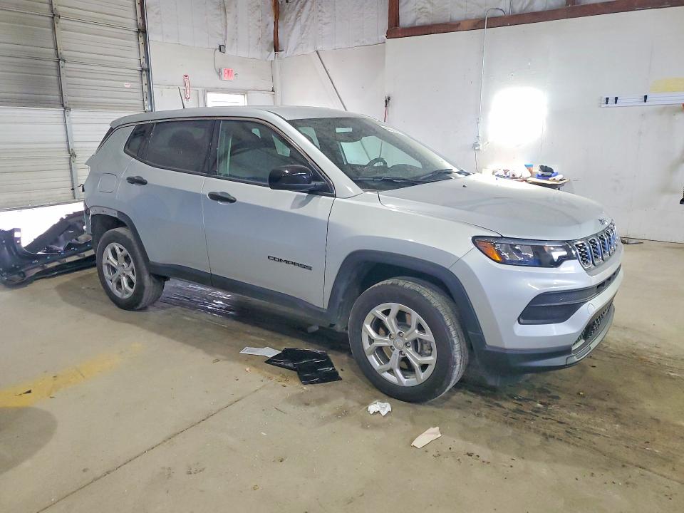 49570086 :رقم المزاد ، 3C4NJDAN8RT136025 vin ، 2024 Jeep Compass مزاد بيع