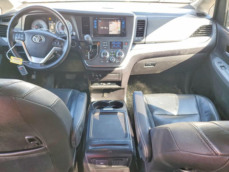 2017 Toyota Sienna მანქანა იყიდება აუქციონზე, vin: 5TDXZ3DC7HS860920, აუქციონის ნომერი: 50401656