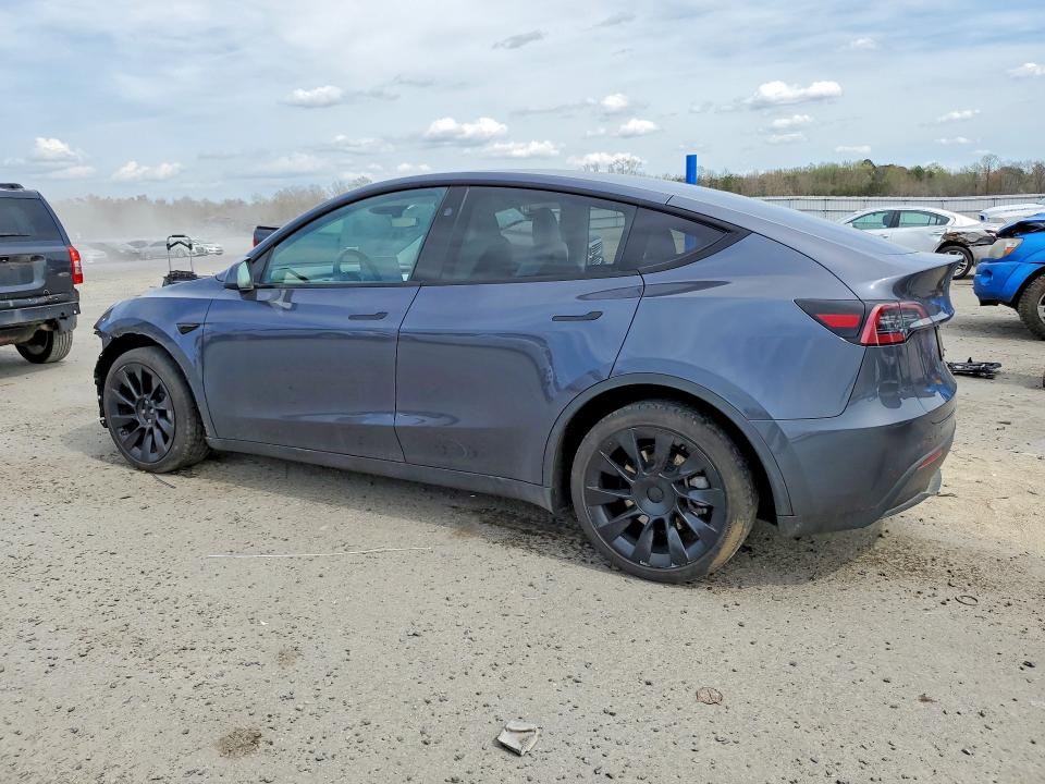 Продажа на аукционе авто 2023 Tesla Model Y, vin: 7SAYGAEEXPF852086, номер лота: 48297396