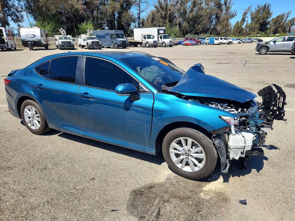 Продажа на аукционе авто 2025 Toyota Camry, vin: 4T1DAACK0SU636345, номер лота: 49510866