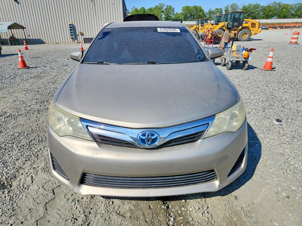 2013 Toyota Camry Hybrid მანქანა იყიდება აუქციონზე, vin: 4T1BD1FK2DU089009, აუქციონის ნომერი: 51269596
