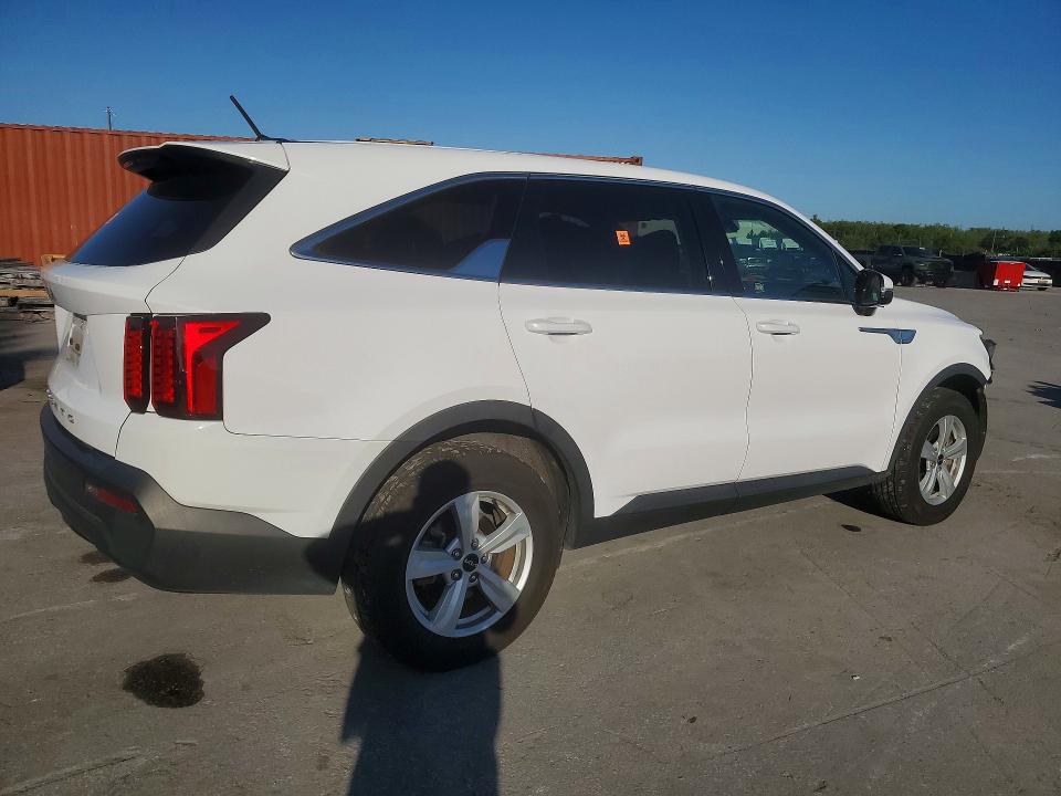 2022 Kia Sorento მანქანა იყიდება აუქციონზე, vin: 5XYRG4LC8NG076728, აუქციონის ნომერი: 49872786