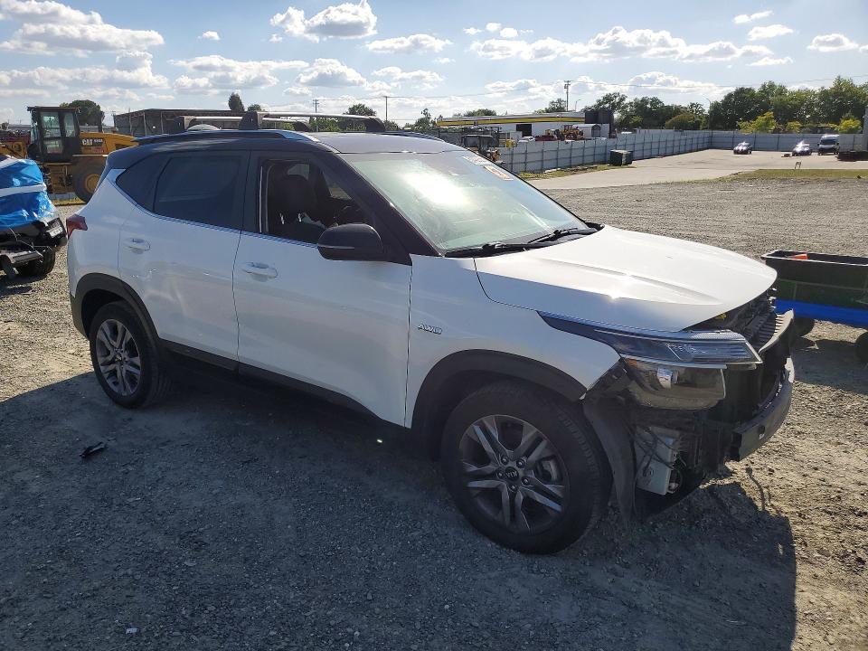 2021 Kia Seltos მანქანა იყიდება აუქციონზე, vin: KNDEUCAA4M7186514, აუქციონის ნომერი: 51489066