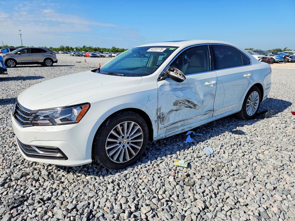 Aukcja sprzedaży 2017 Volkswagen Passat, vin: 1VWBT7A33HC071945, numer aukcji: 50220176