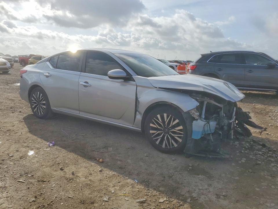 49973516 :رقم المزاد ، 1N4BL4DV0PN306888 vin ، 2023 Nissan Altima مزاد بيع