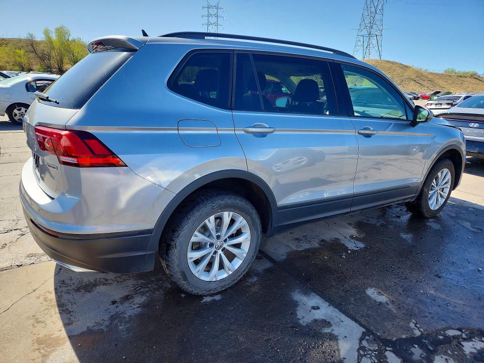 50921226 :رقم المزاد ، 3VV0B7AX4LM058159 vin ، 2020 Volkswagen Tiguan مزاد بيع