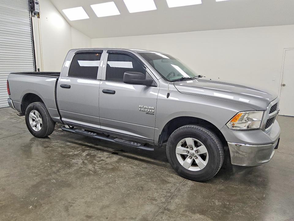 48033266 :رقم المزاد ، 1C6RR7LG7NS250160 vin ، 2022 Ram 1500 Classic مزاد بيع