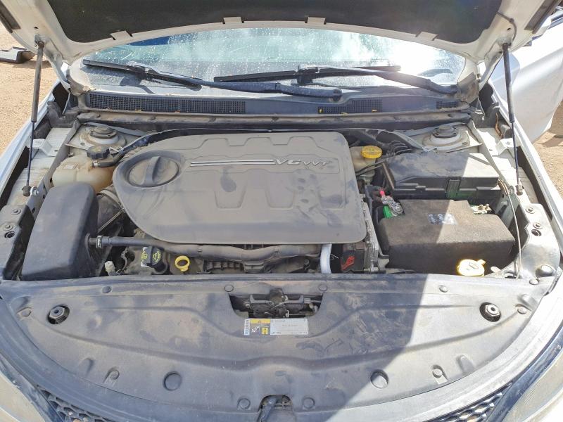 50965146 :رقم المزاد ، 1C3CCCDG9FN610685 vin ، 2015 Chrysler 200 مزاد بيع