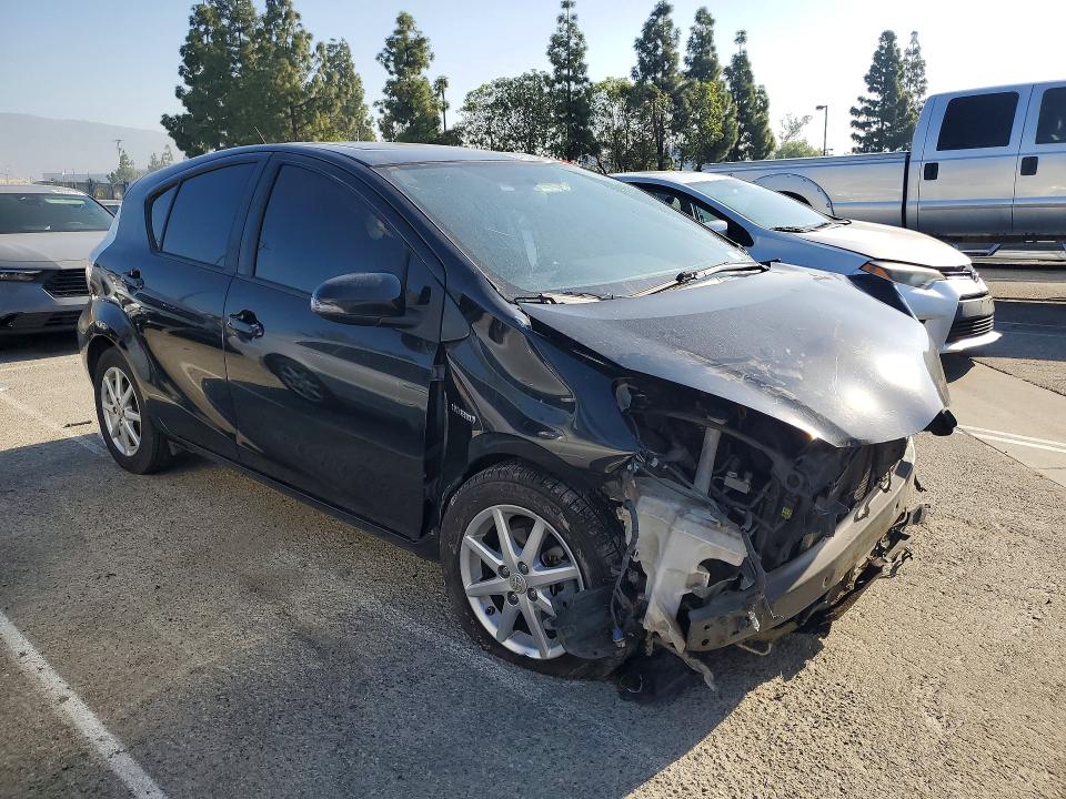 Продажа на аукционе авто 2013 Toyota Prius C, vin: JTDKDTB38D1036038, номер лота: 48981816