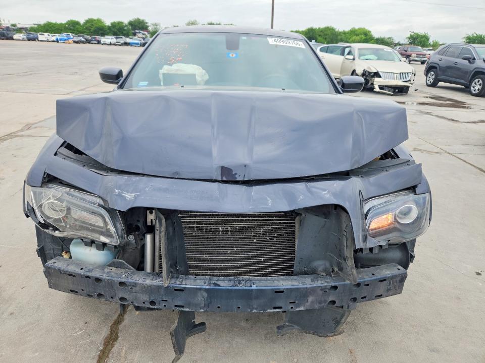 2017 Chrysler 300 მანქანა იყიდება აუქციონზე, vin: 2C3CCABG4HH664897, აუქციონის ნომერი: 49909766