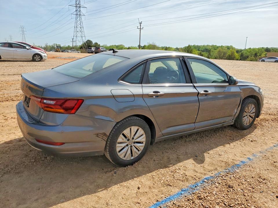49216716 :رقم المزاد ، 3VWC57BU2KM179727 vin ، 2019 Volkswagen Jetta مزاد بيع